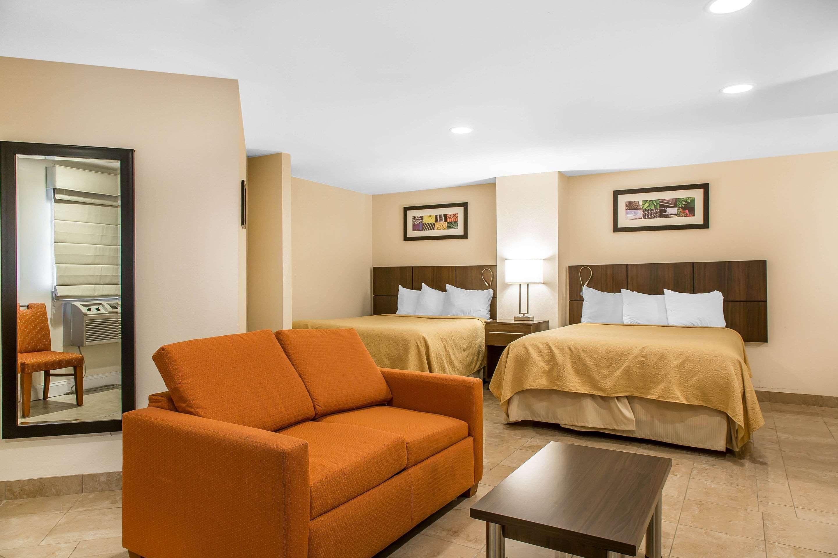 Quality Inn & Suites Middletown - Newport Exterior foto